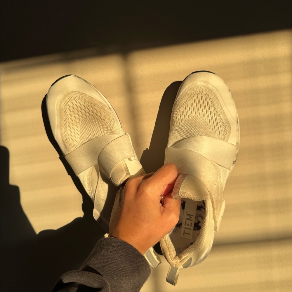 Women's Cream Athletic Shoes